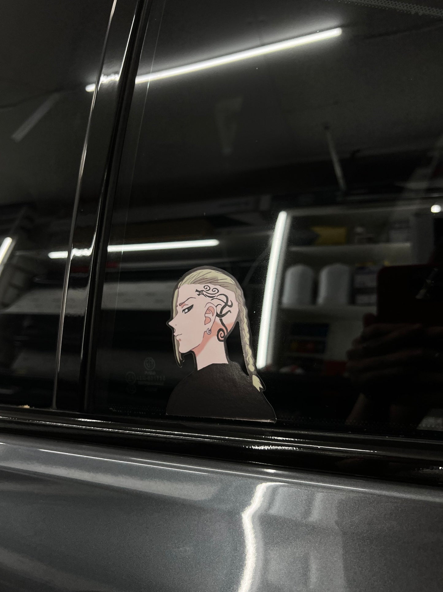 Drakun Sticker, Waterproof, anti-fading, Perfect for cars, laptops, windows and more! Toyko Revengers