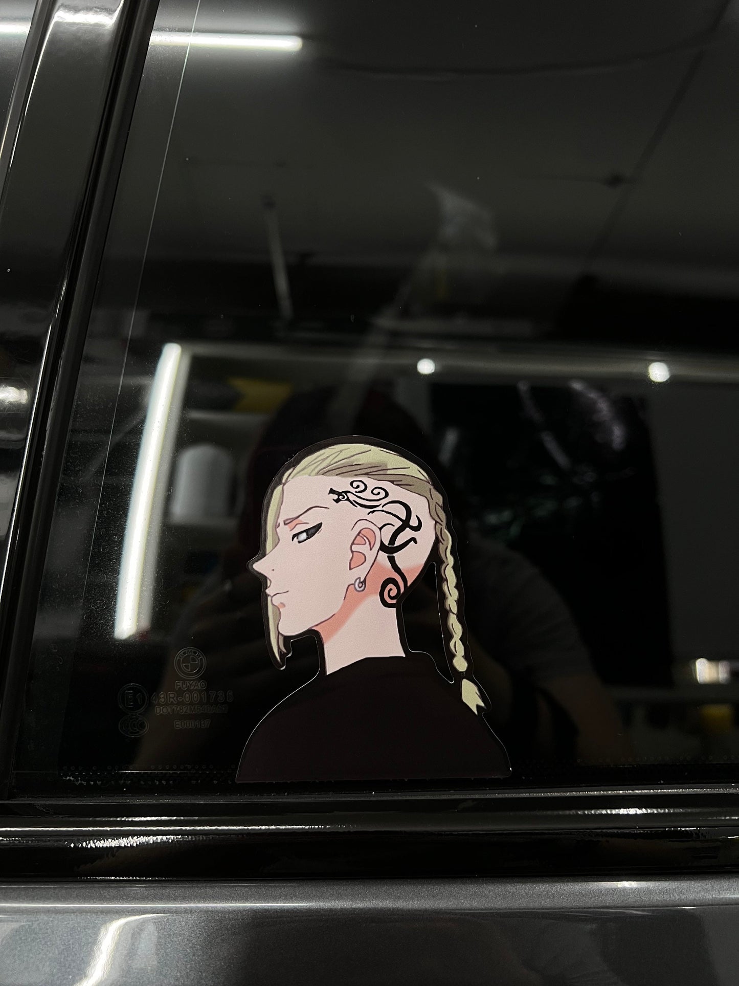 Drakun Sticker, Waterproof, anti-fading, Perfect for cars, laptops, windows and more! Toyko Revengers