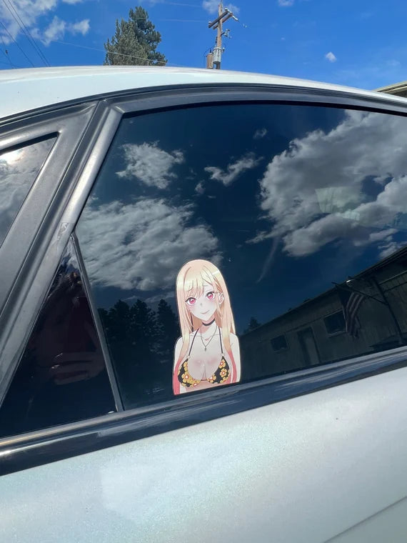  ikigomu-Kitagawa Marin Hitting Windows Anime Sono Bisque Doll  wa Koi wo Suru Decal Sticker for Car/Truck/Laptop : Sports & Outdoors